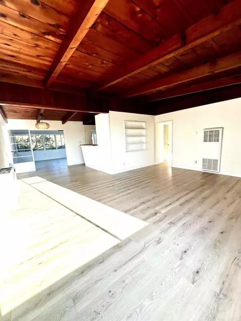 Solana Beach, CA 92075,710 Rawl Place