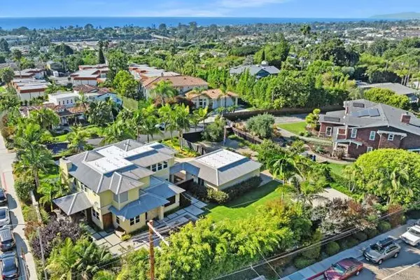 Encinitas, CA 92024,676 Corona Way