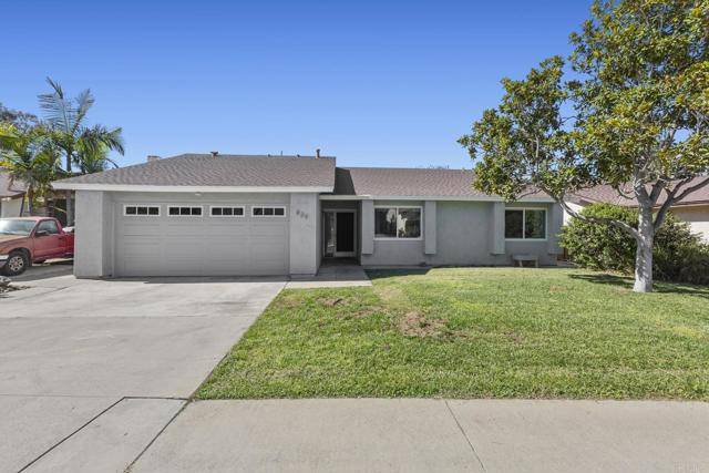 839 Willow Tree Lane, Fallbrook, CA 92028