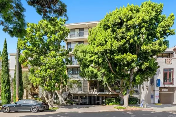 La Jolla, CA 92037,1250 Cave Street #3