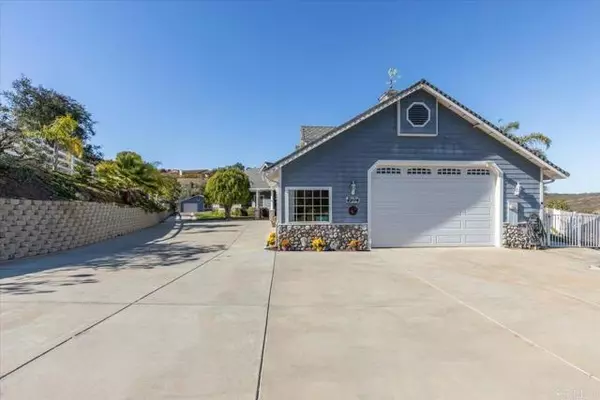 Fallbrook, CA 92028,4904 Conejo Road