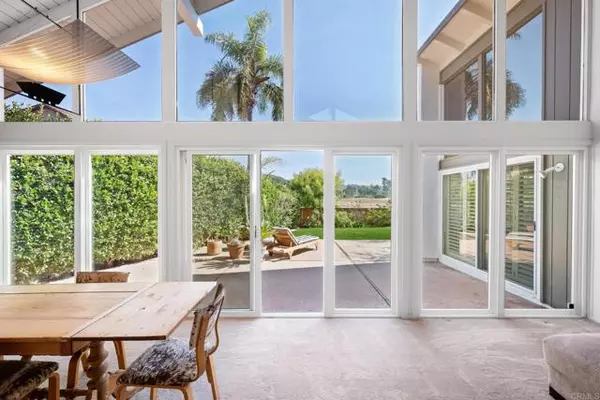 Rancho Santa Fe, CA 92091,16135 Via Madera Circa