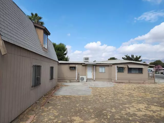 Hemet, CA 92543,609 Imperial Way