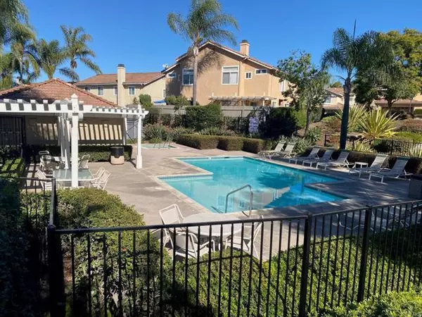 Vista, CA 92083,346 Ferrara Way