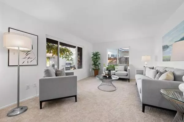 7729 Embry Ct,  Mira Mesa,  CA 92126