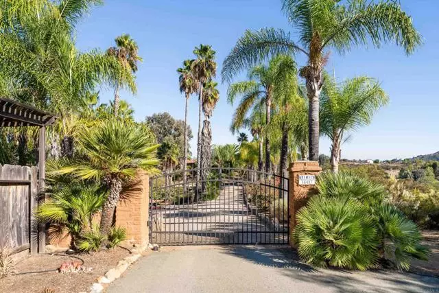 16457 SOMBRA DEL MONTE, Ramona, CA 92065