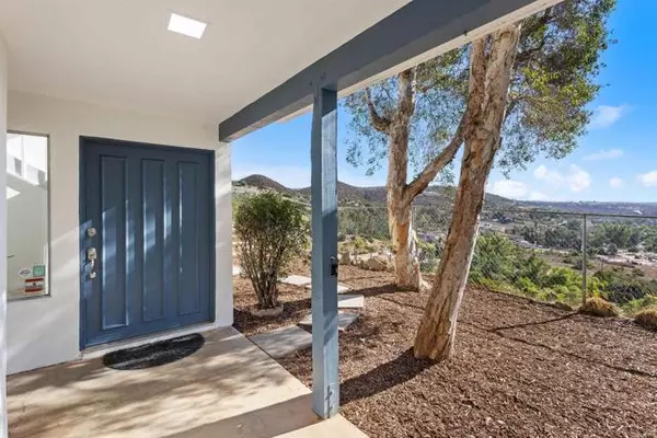 14336 High Valley Road, Poway, CA 92064