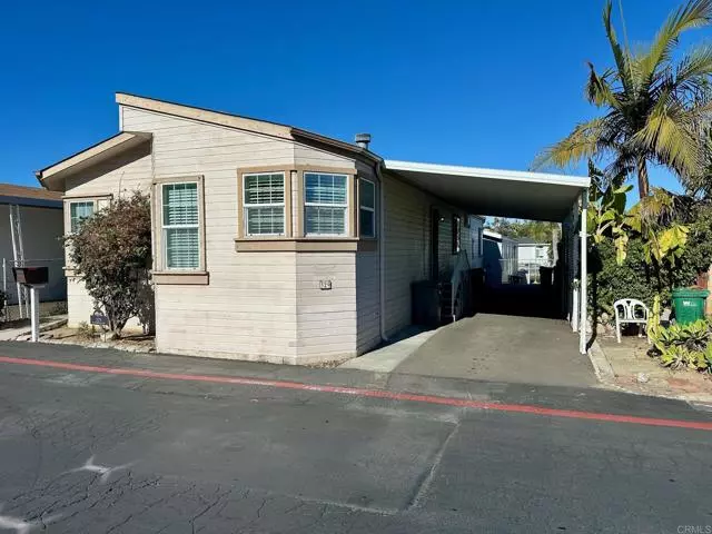 329 Blue Springs #329, Oceanside, CA 92054