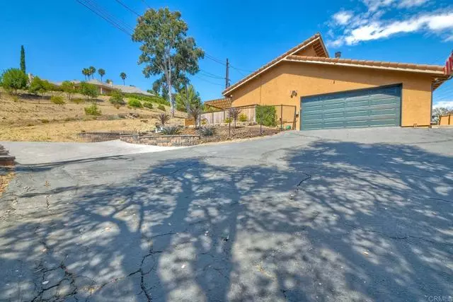 3203 Green Canyon Road, Fallbrook, CA 92028