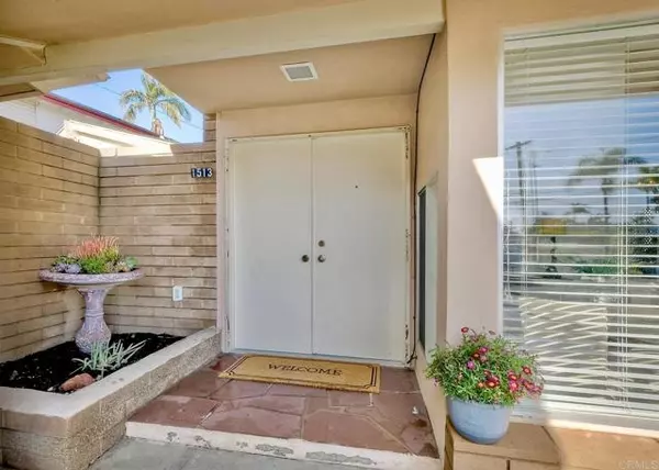 Coronado, CA 92118,1513 MARIA Place