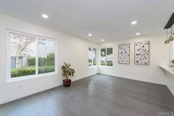 930 Via Mil Cumbres #175, Solana Beach, CA 92075