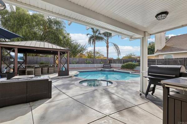 40038 Oak Grove Ave, Murrieta, CA 92562