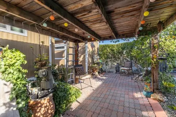 Vista, CA 92083,718 Sycamore #145