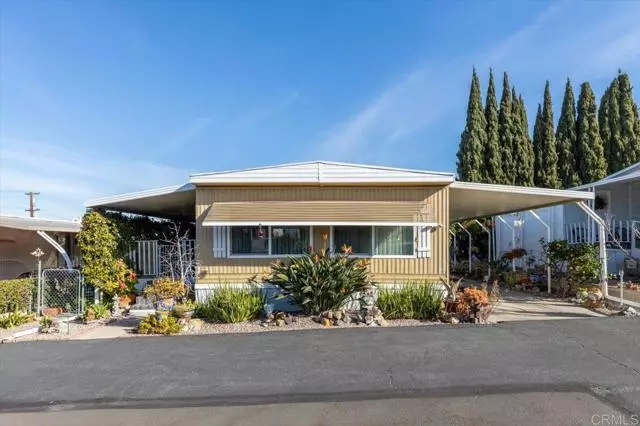 Vista, CA 92083,718 Sycamore #145