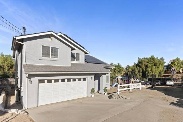 8815 Almond Road, Lakeside, CA 92040