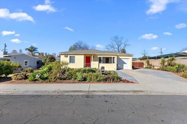 106 E Vermont Avenue,  Escondido,  CA 92025