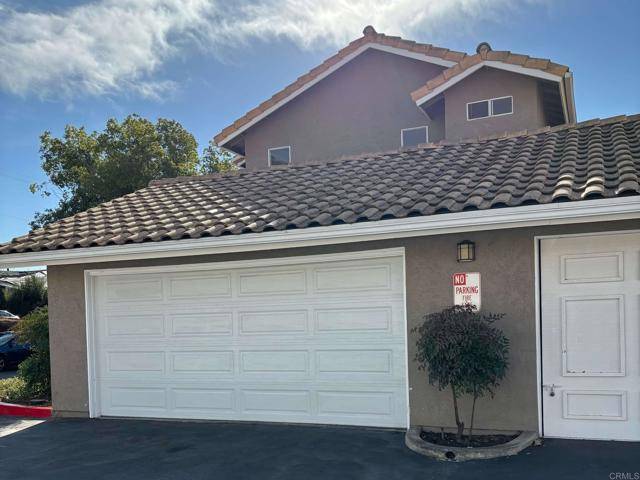 1374 Palomar Place, Vista, CA 92084