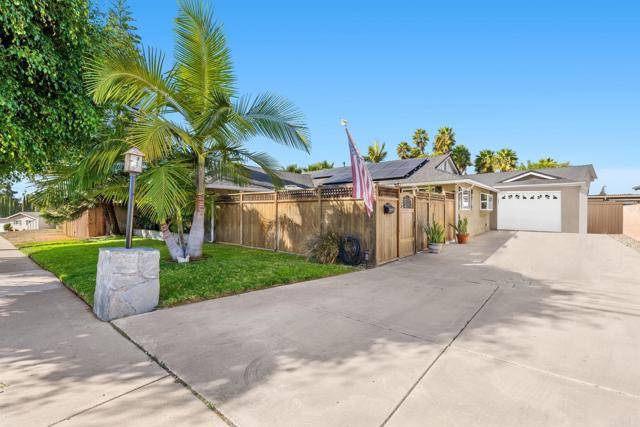 5412 Via Alcazar, San Diego, CA 92111