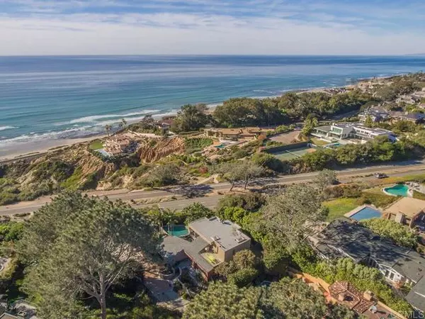 302 Ocean View Ave, Del Mar, CA 92014