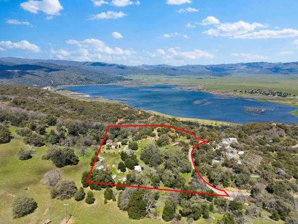 27369 Bobcat Trail, Santa Ysabel, CA 92070