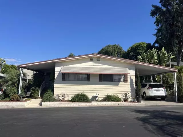 San Marcos, CA 92069,155 Las Flores #23