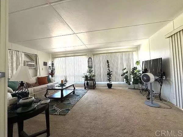 Escondido, CA 92026,8975 Lawrence Welk #33