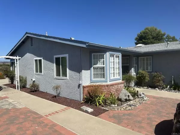 Oceanside, CA 92057,5276 Weymouth Way