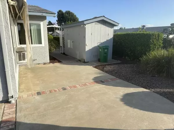 Oceanside, CA 92057,5276 Weymouth Way