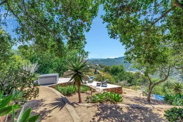 Escondido, CA 92026,10283 Hidden Meadows Road