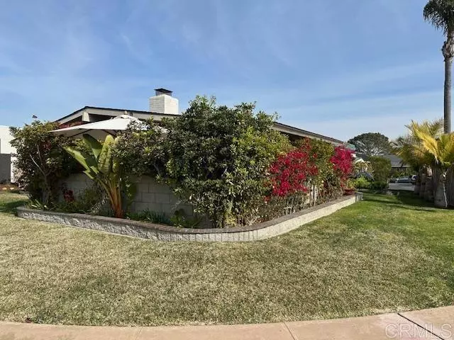 Solana Beach, CA 92075,741 E Solana Circle