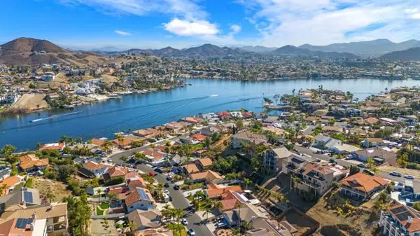 22139 Drover Way, Canyon Lake, CA 92587