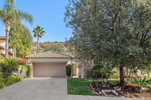 3430 Holly Oak Ln, Escondido, CA 92027