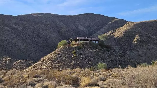 702 Anza Park Trail, Borrego Springs, CA 92004