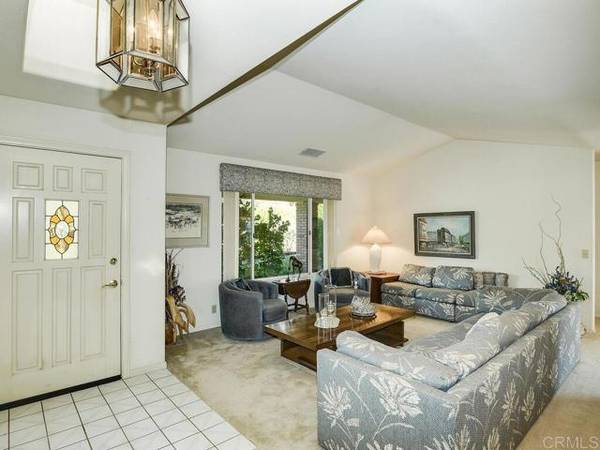 1663 Scooter, Fallbrook, CA 92028