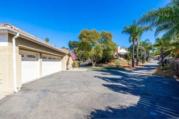 Escondido, CA 92026,1796 S Juniper Street