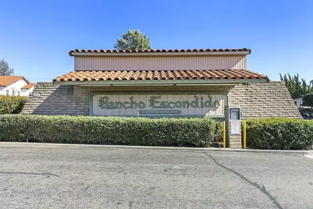 525 W El Norte Parkway #39, Escondido, CA 92026