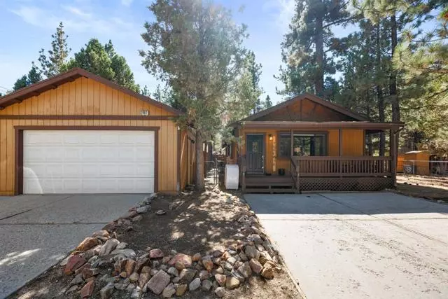 2062 10th Ln, Big Bear City, CA 92314