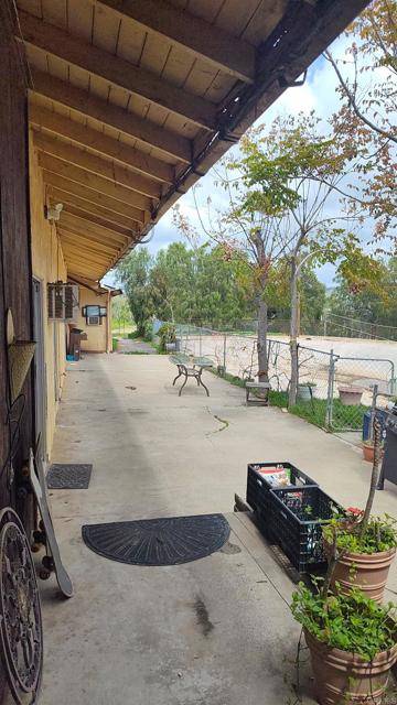 1102 N Twin Oaks Valley Road, San Marcos, CA 92069