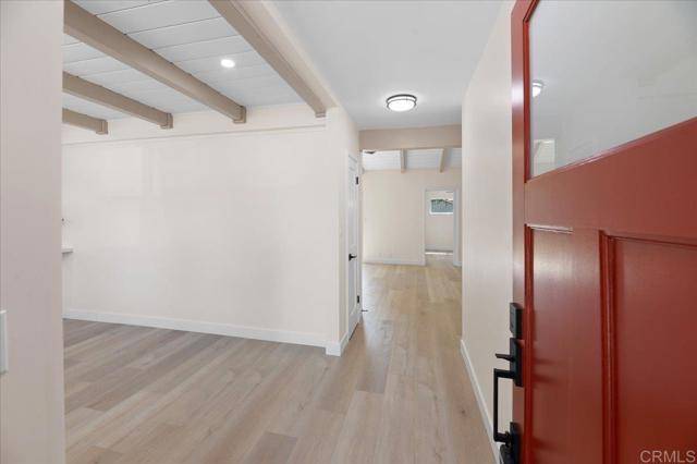 4042 Las Casas Avenue, Claremont, CA 91711