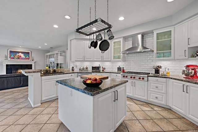 San Diego, CA 92130,5054 Seachase Way