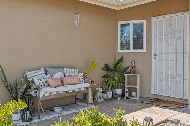 Oceanside, CA 92057,4852 Tacayme Dr