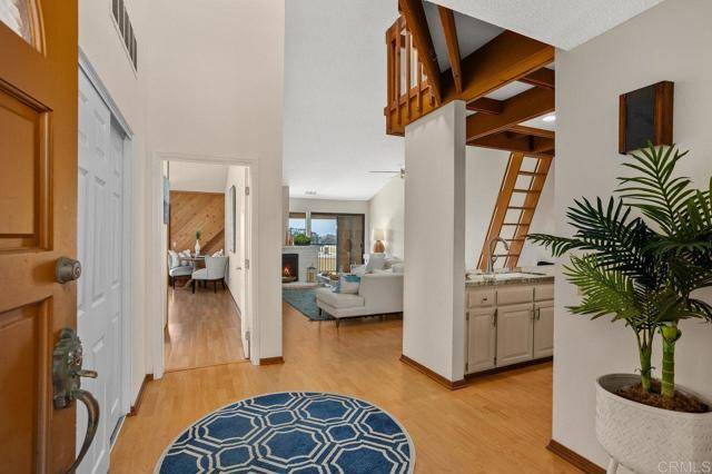 801 Kalpati Circle #B, Carlsbad, CA 92008