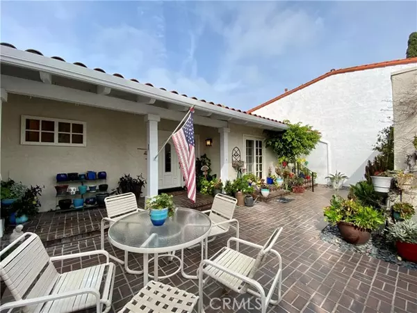 Newport Beach, CA 92660,2915 Quedada