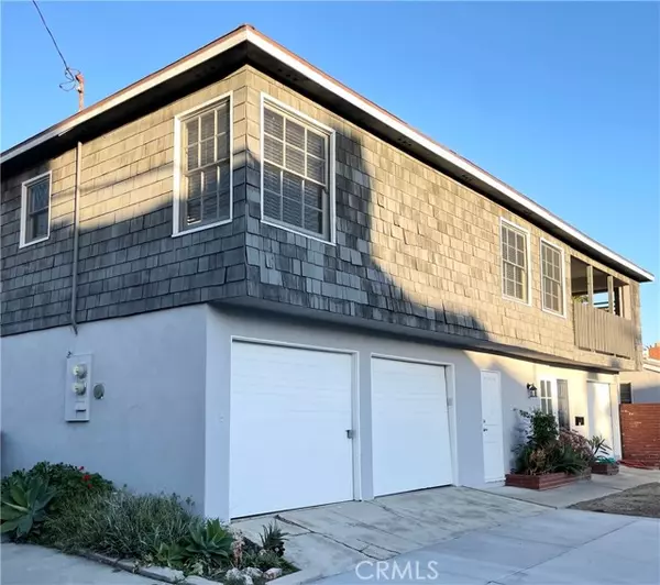 Corona Del Mar, CA 92625,701 Larkspur Avenue