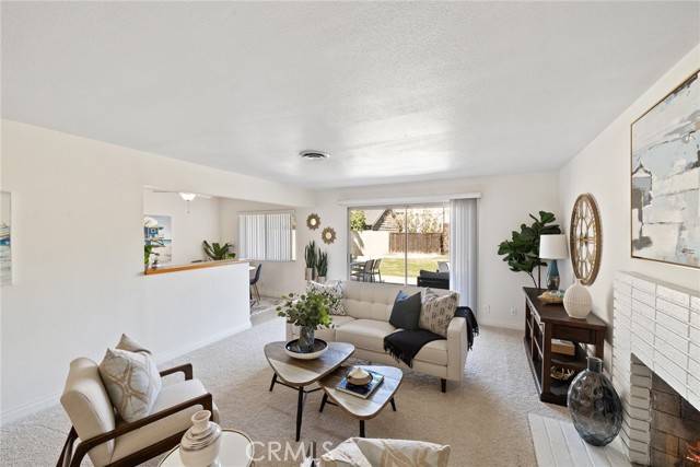 268 Albert Place, Costa Mesa, CA 92627