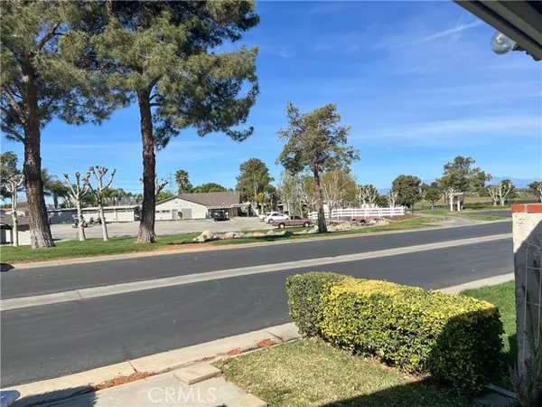 Calimesa, CA 92320,10961 Desert Lawn #22