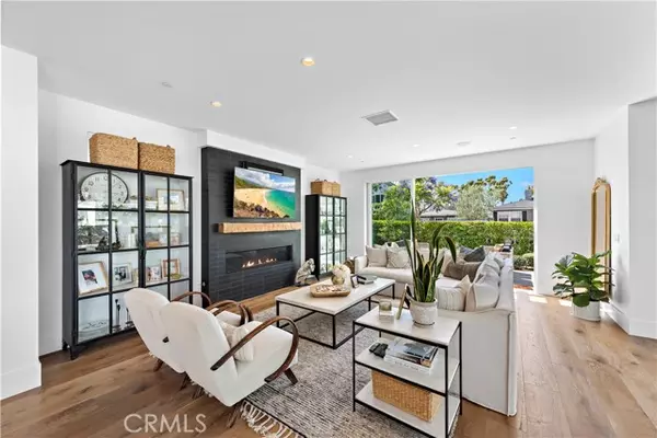 Corona Del Mar, CA 92625,520 Acacia Avenue