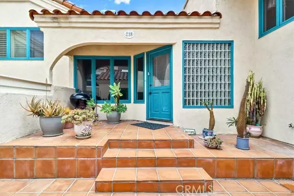 Corona Del Mar, CA 92625,218 Carnation Avenue