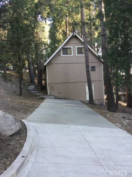 24971 Scenic View Drive, Crestline, CA 92325