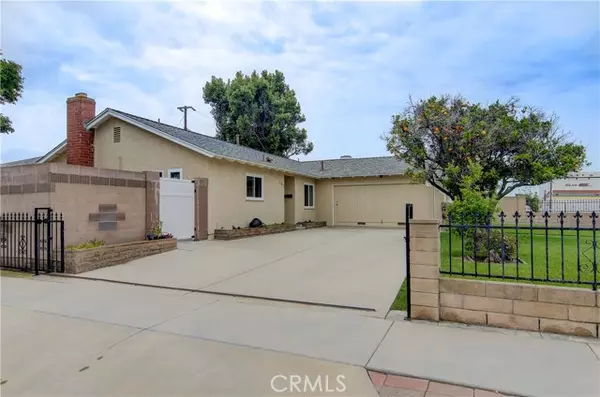 Huntington Beach, CA 92649,15662 Swan Lane